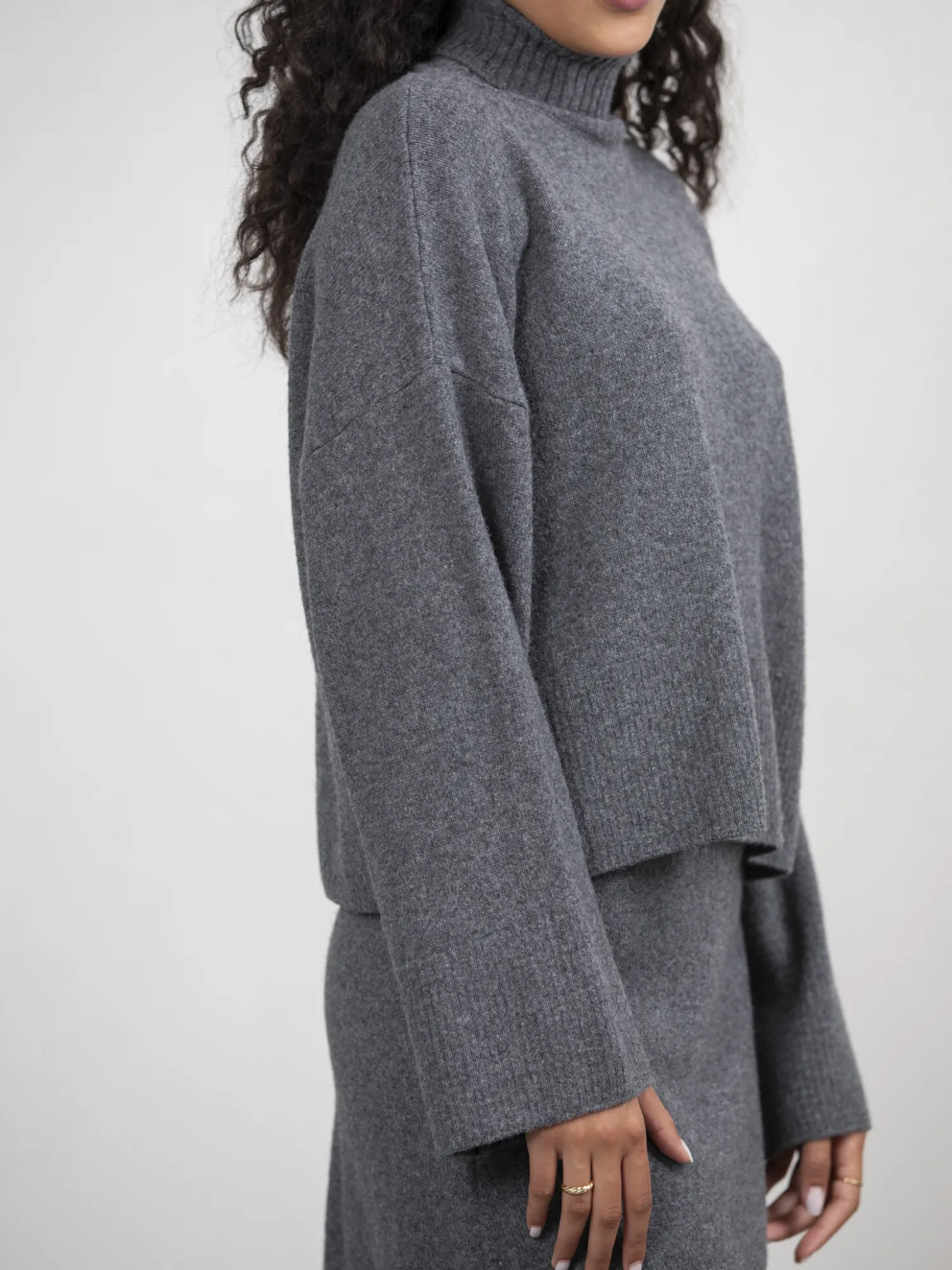 Best Les Soeurs Gebreide Coltrui Hera Dark Grey