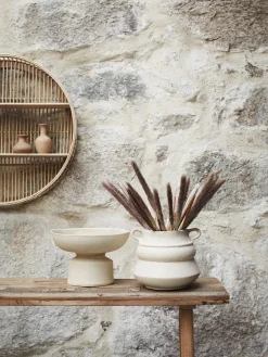 Shop Madam Stoltz Ronde Bamboo Schap Dark Natural