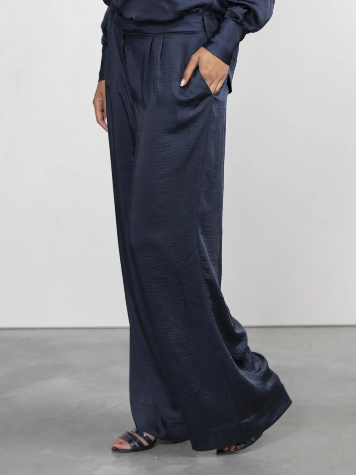 Clearance Les Soeurs Satijn Rechte Broek Adele Navy