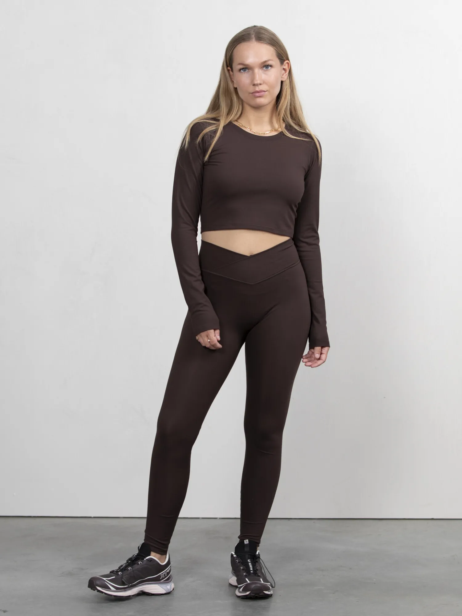 Online Les Soeurs Sporttop Met Lange Mouwen Arjan Brown