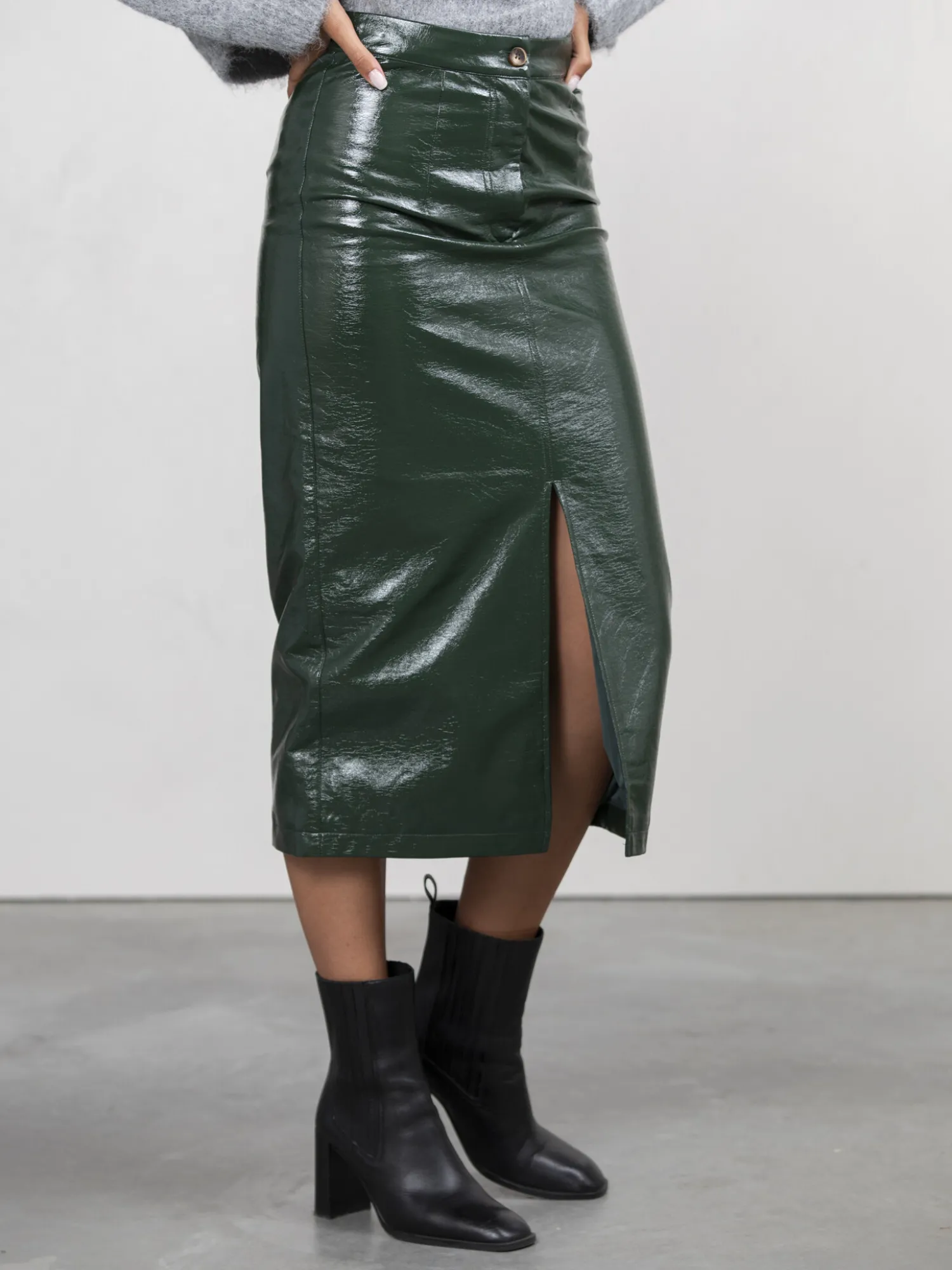 Best Les Soeurs Vegan Leren Midi Rok Alexia Dark Green