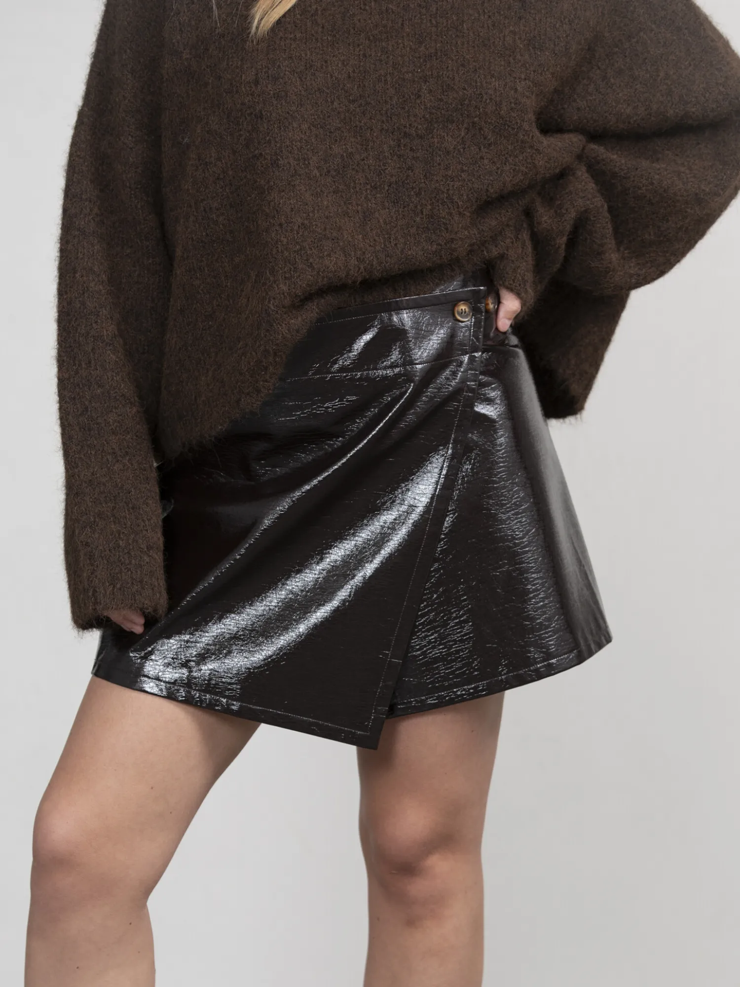 New Les Soeurs Vegan Leren Mini Rok Avery Dark Brown